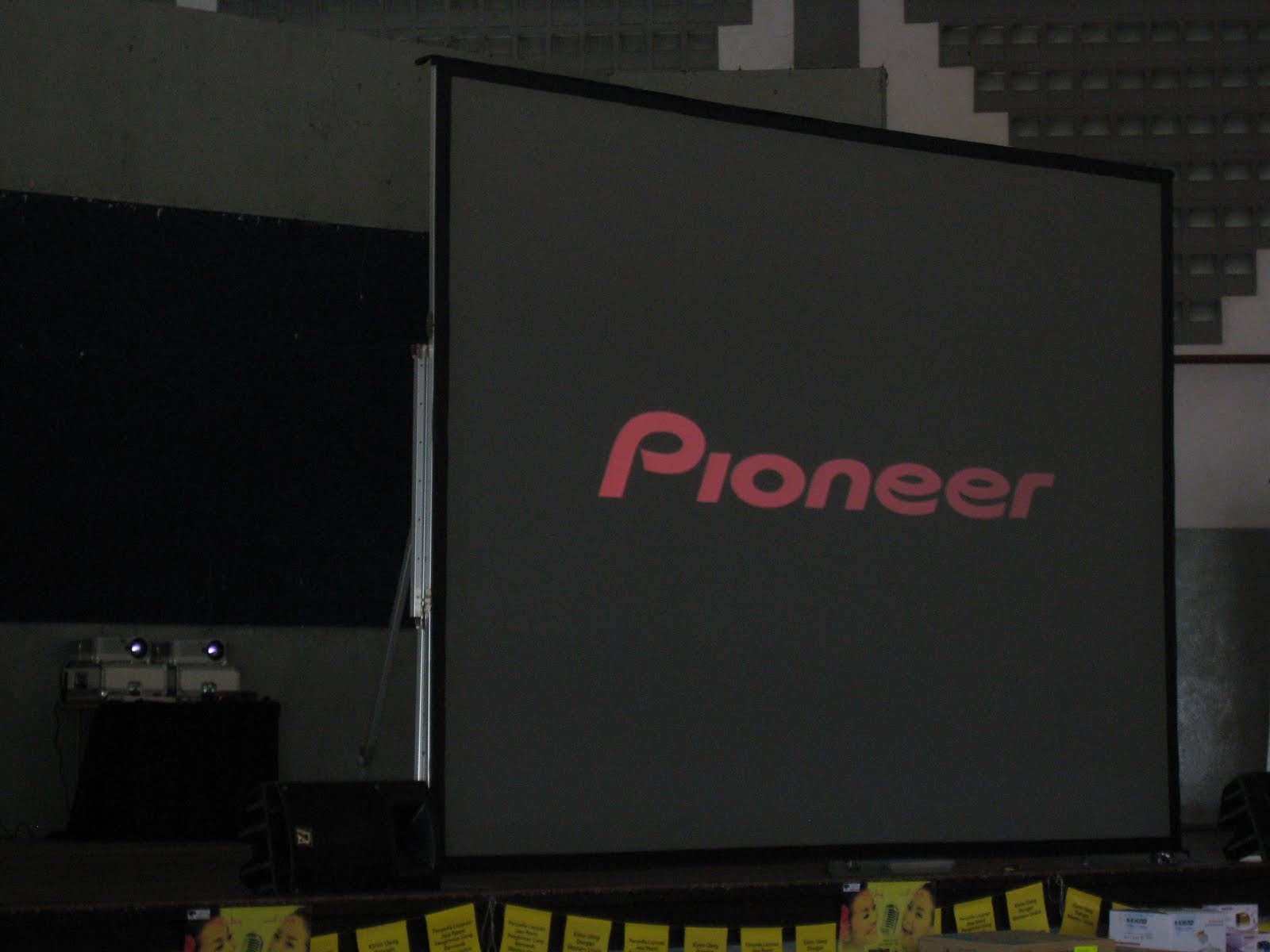 Penang Projector Rental 012428 0578 Kent HO Penang Projector Large