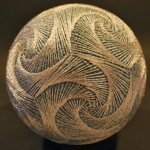 29-Embroidered-Temari-Spheres-Nana-Akua-www-designstack-co