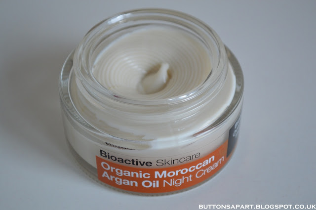 a picture of dr organic moroccan argan oil night cream