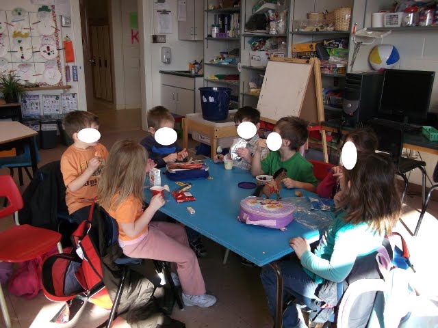 Mrs. Dumville's Kindergarten Blog: February 2012