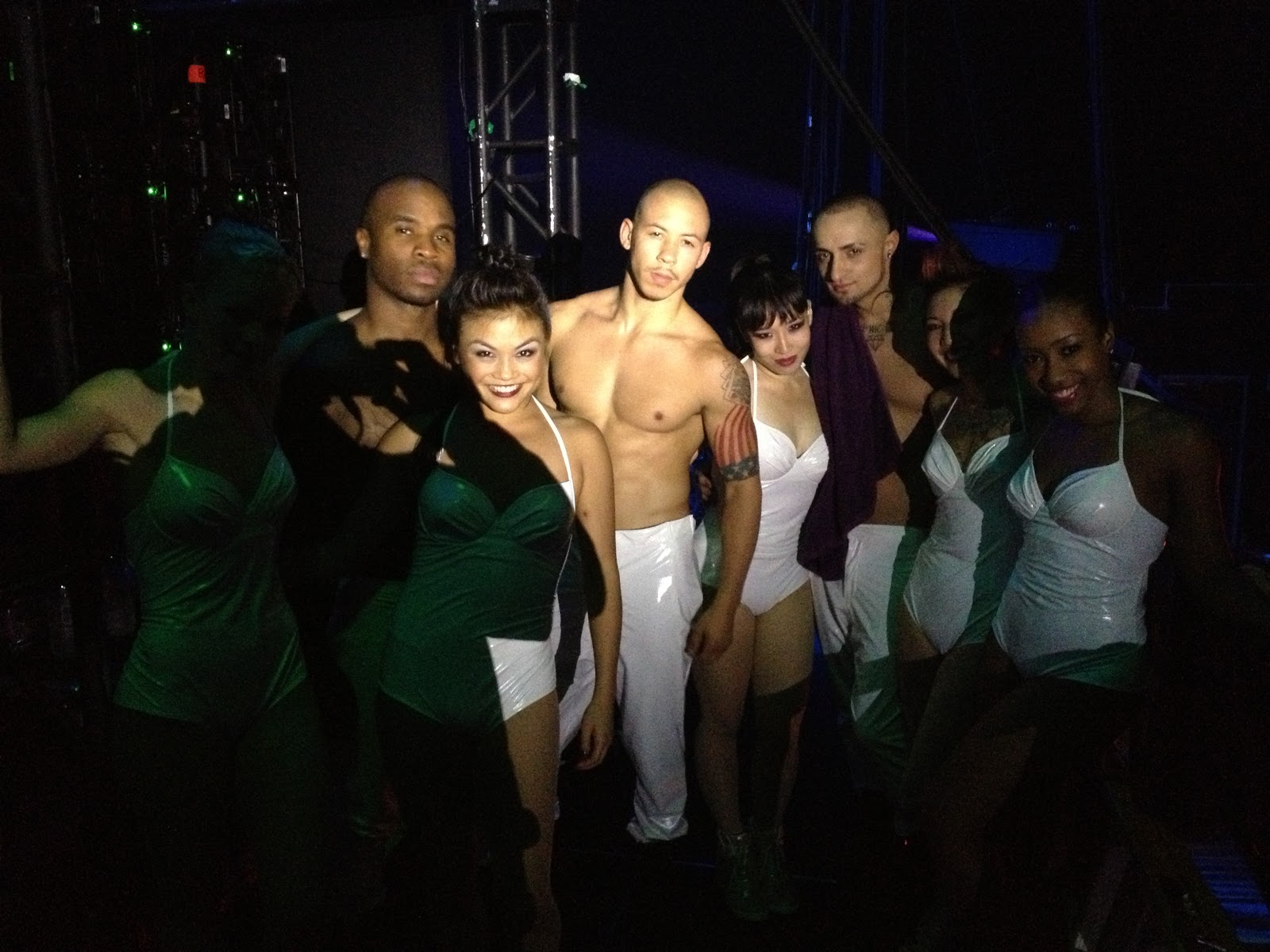 Decisively Indecisive Pink Friday Reloaded Tour My First Two Weeks