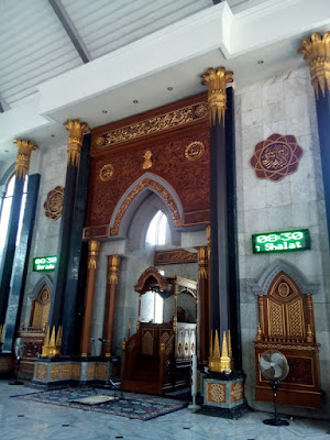 Mihrab masjid Agung Baitul Mukminin Jombang