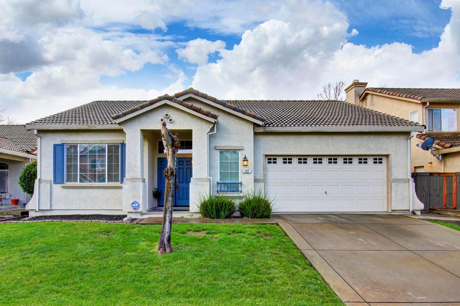 Sacramento Real Estate Blog, by Erin Stumpf New Listing 137 Mike