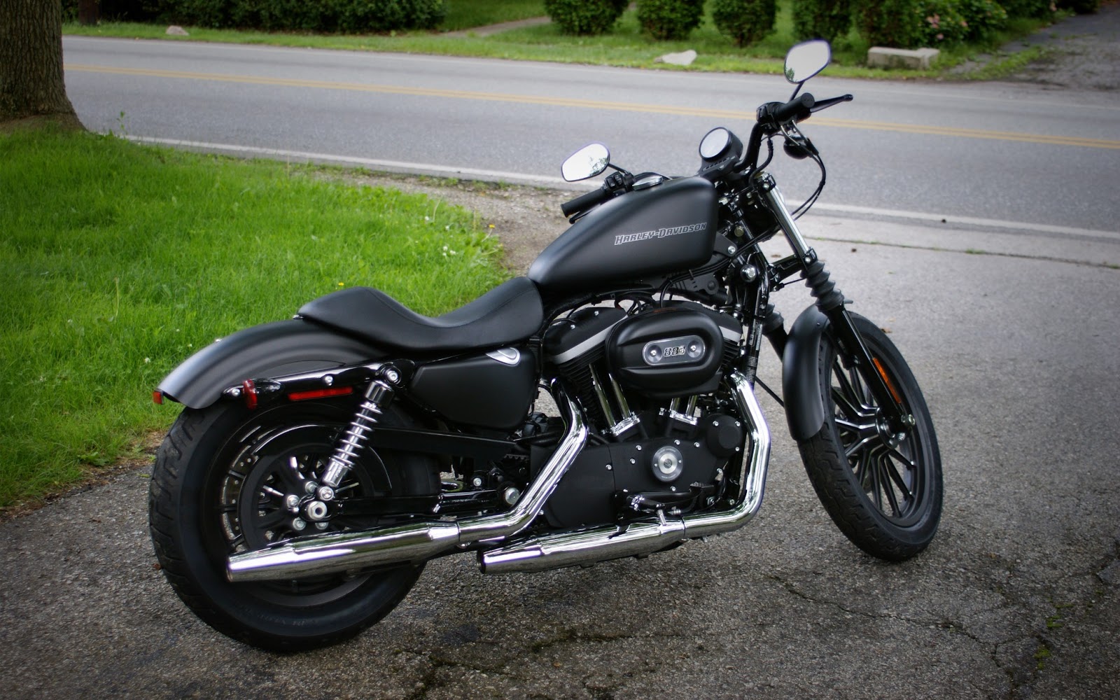 Harley Davidson HD Wallpapers - Iron 883