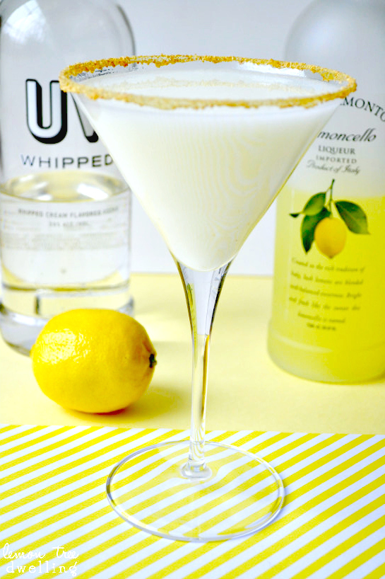 http://2.bp.blogspot.com/-aiOiVoUy24Q/UZsIoRUQ6bI/AAAAAAAANys/-ZYf_9H4JwQ/s1600/Lemon+Meringue+Pie+Martini+3.jpg