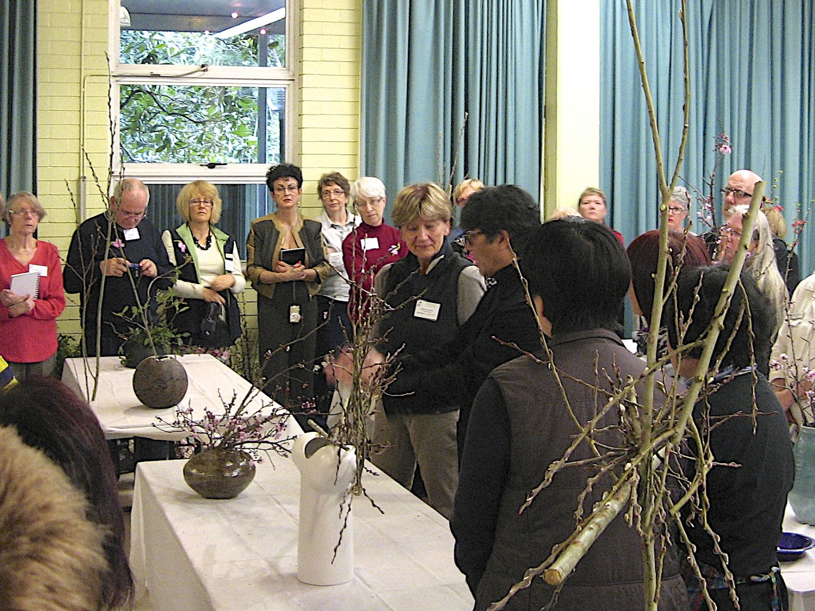 ROADSIDE IKEBANA IN BRISBANE