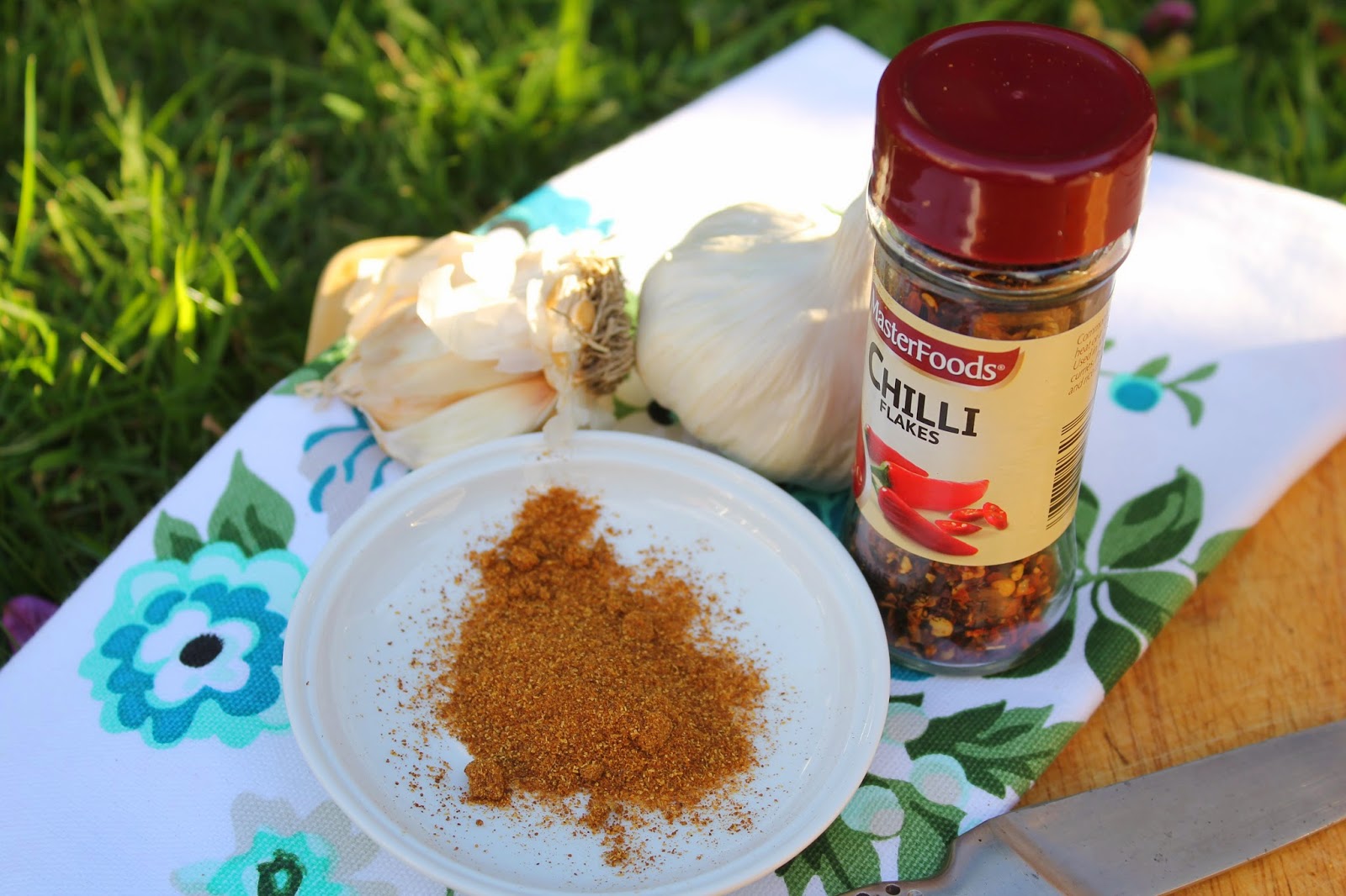 A little bit country For the garden..........chilli and garlic bug spray