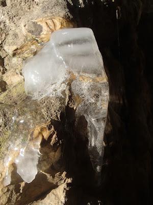 Zakrzówek, Skałki Twardowskiego, Jaskinia Twardowskiego, lodowe stalagmity