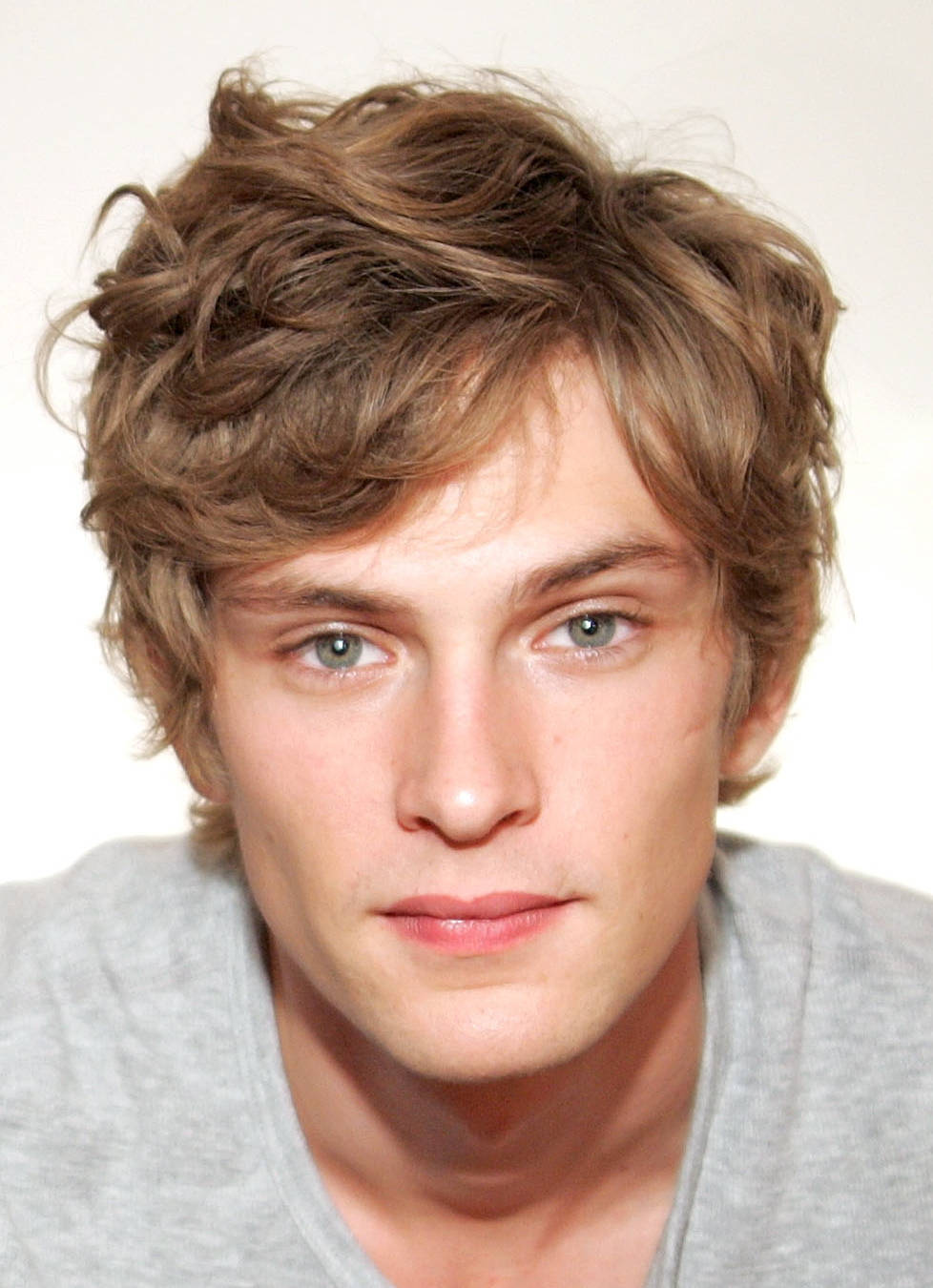 Mens Hairstyles With Bangs Mens Hairstyles With Bangs
