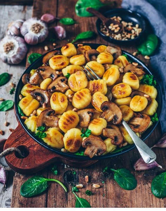 Crispy Roasted Gnocchi With Garlic Mushrooms