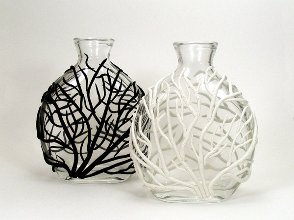 Vas Kaca Cantik untuk Menghiasi Interior Rumah Minimalis