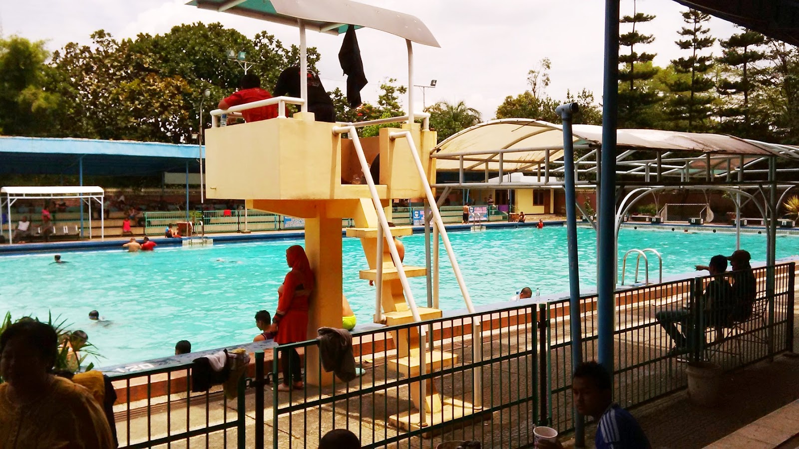 Kolam Renang Tirtalega Irit Kata Cerita Makna