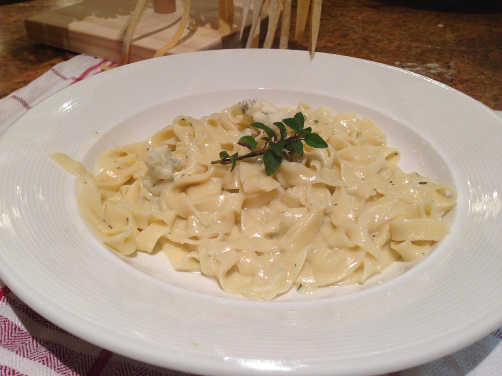 Feed your Inner Cook Lemon & Blue Cheese Pasta