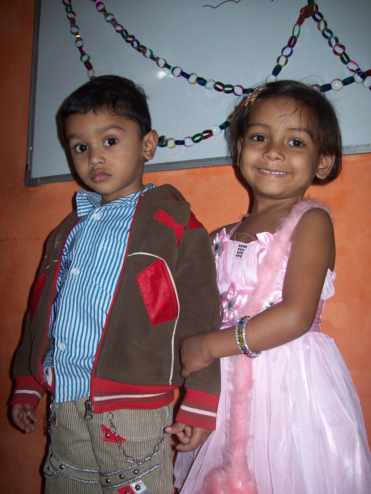 Kids' World: Fancy Dress Competition