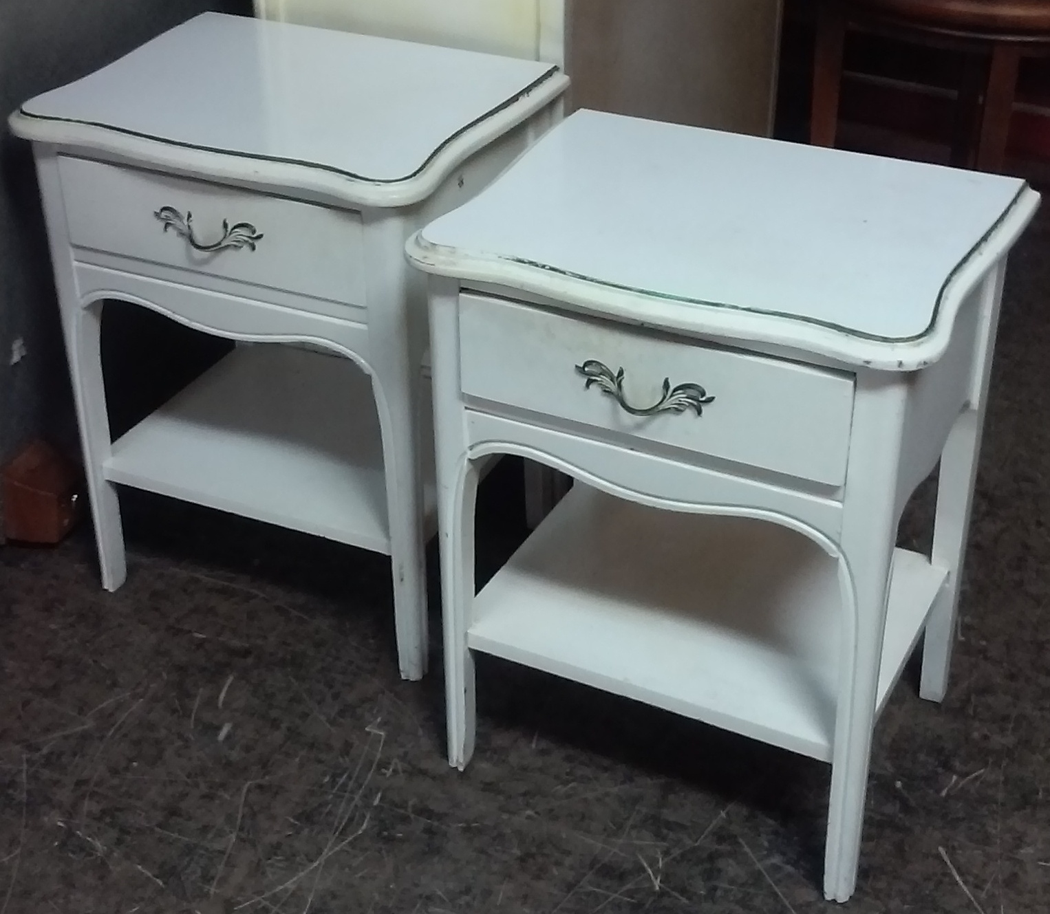 uhuru furniture collectibles sold bassett shabby chic uhuru furniture collectibles sold bassett shabby chic