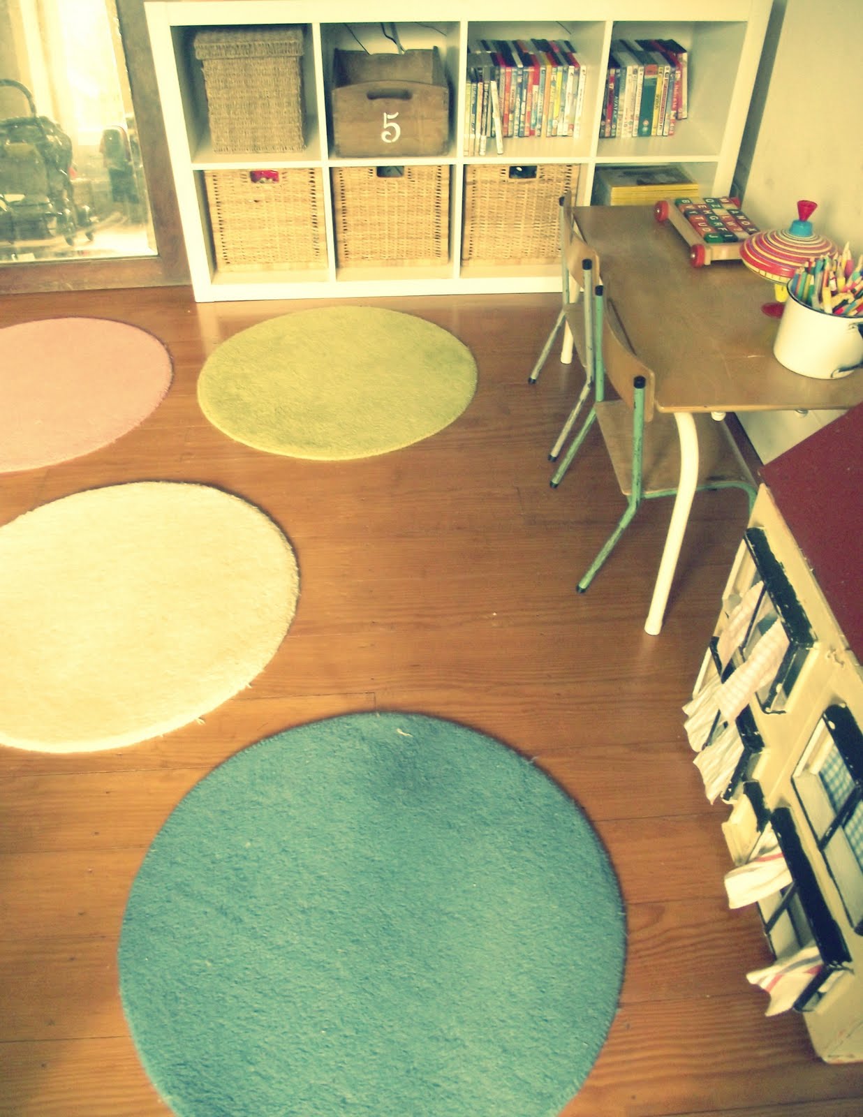 a virtual coffee in the english playroom... Interior Bathroom Design Tips