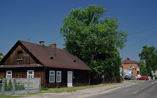 http://fotobabij.blogspot.com/2016/03/bigoraj-ularmii-krakow-drewniany-dom.html