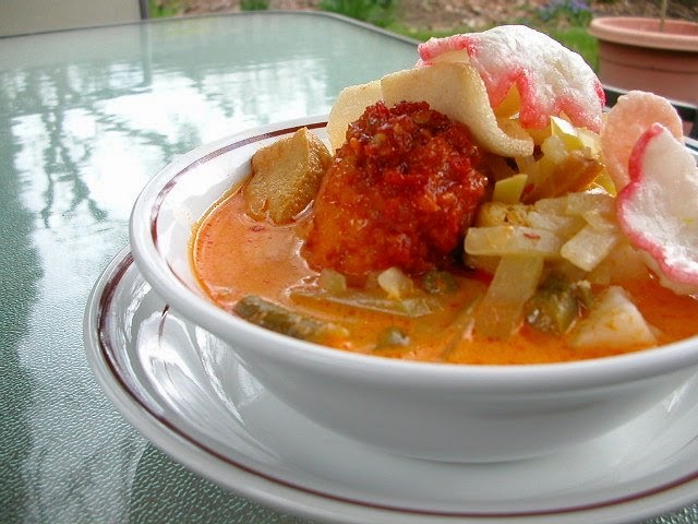 Resep Ketupat Sayur Khas Betawi Enak Harian Resep