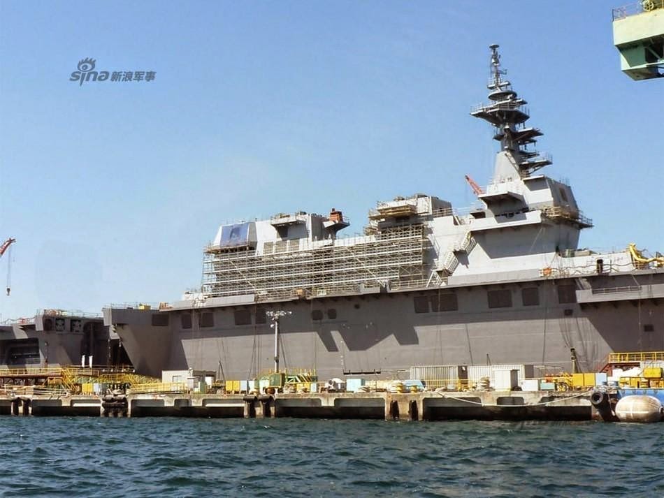 Japanese+aircraft+carrier+Izumo+latest+photos+4.jpg