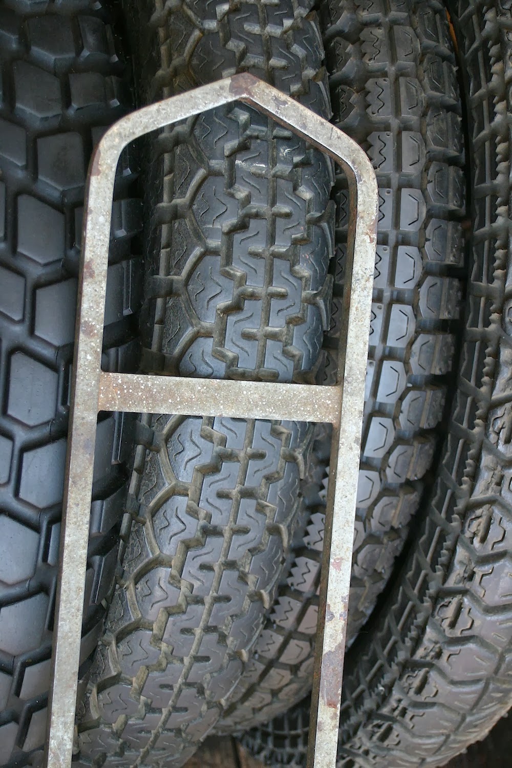 HWZN BLOG vintage sissybar.