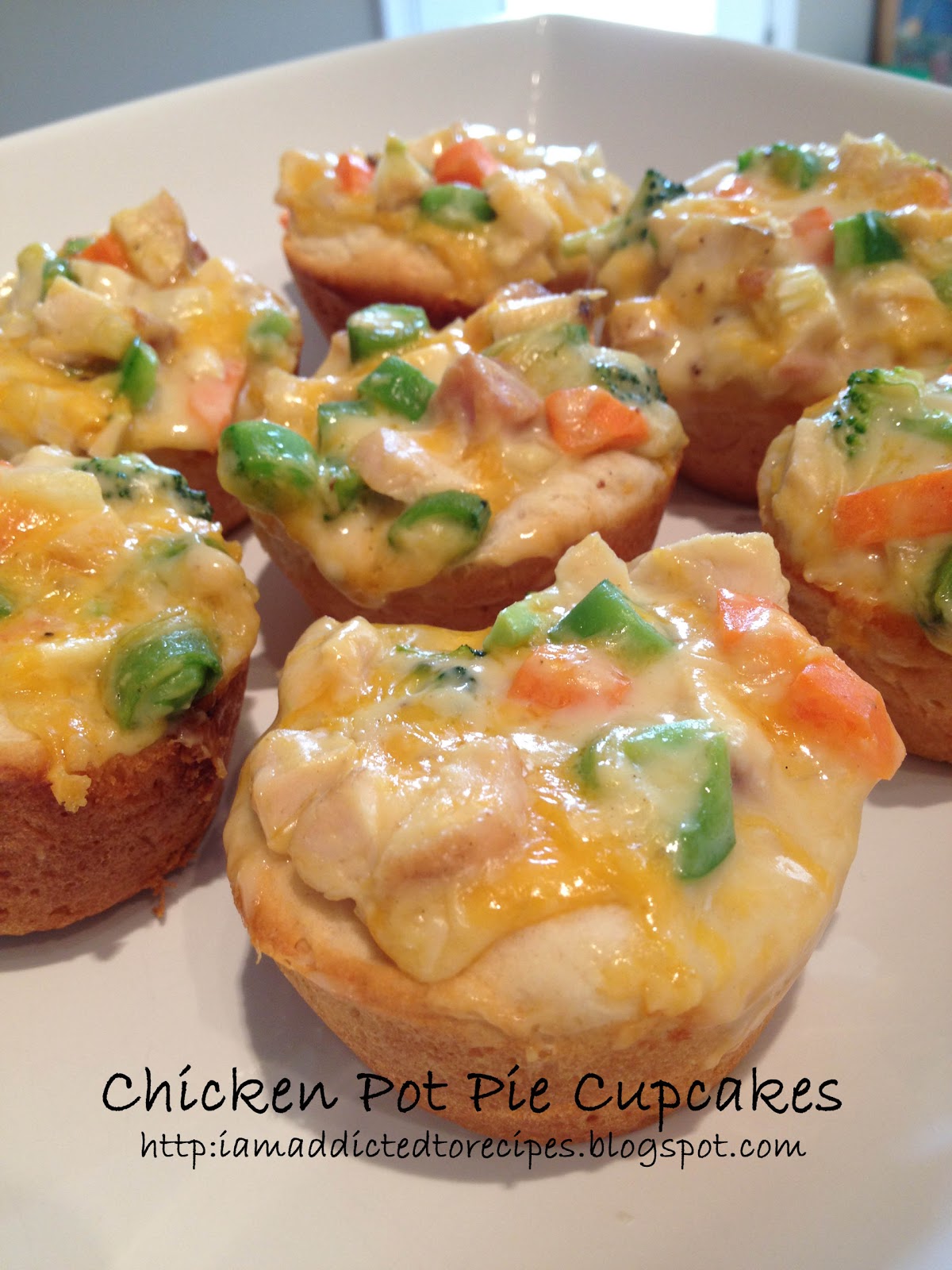 Addicted to Recipes: Chicken Pot Pie Cupcakes