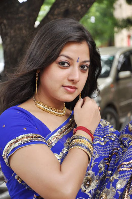 keerthi chawla spicy in blue saree glamour  images