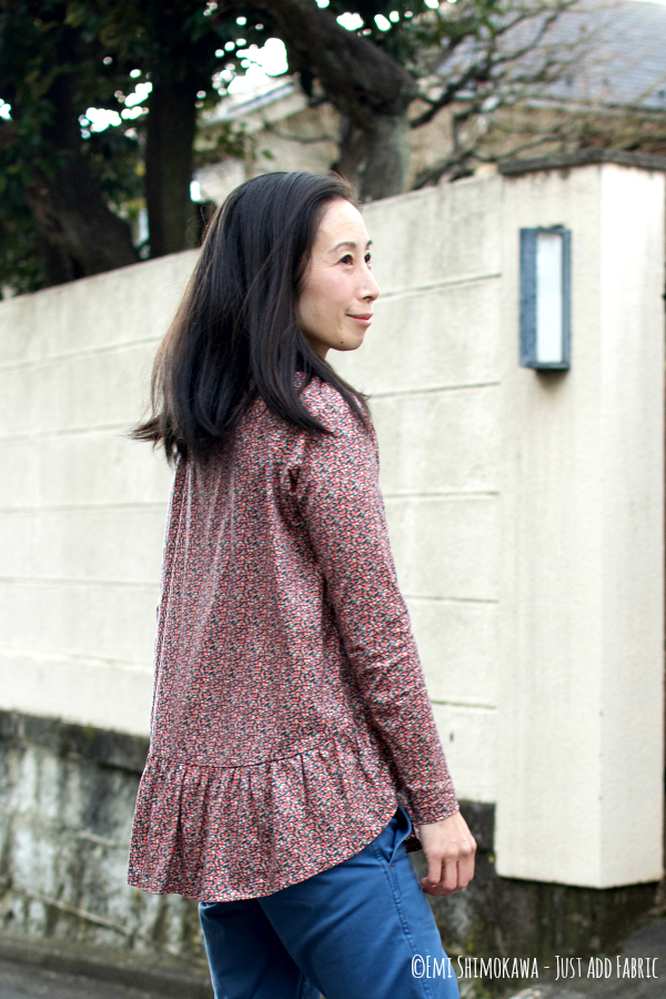 Women's Waterfall Raglan from Chalk and Notch