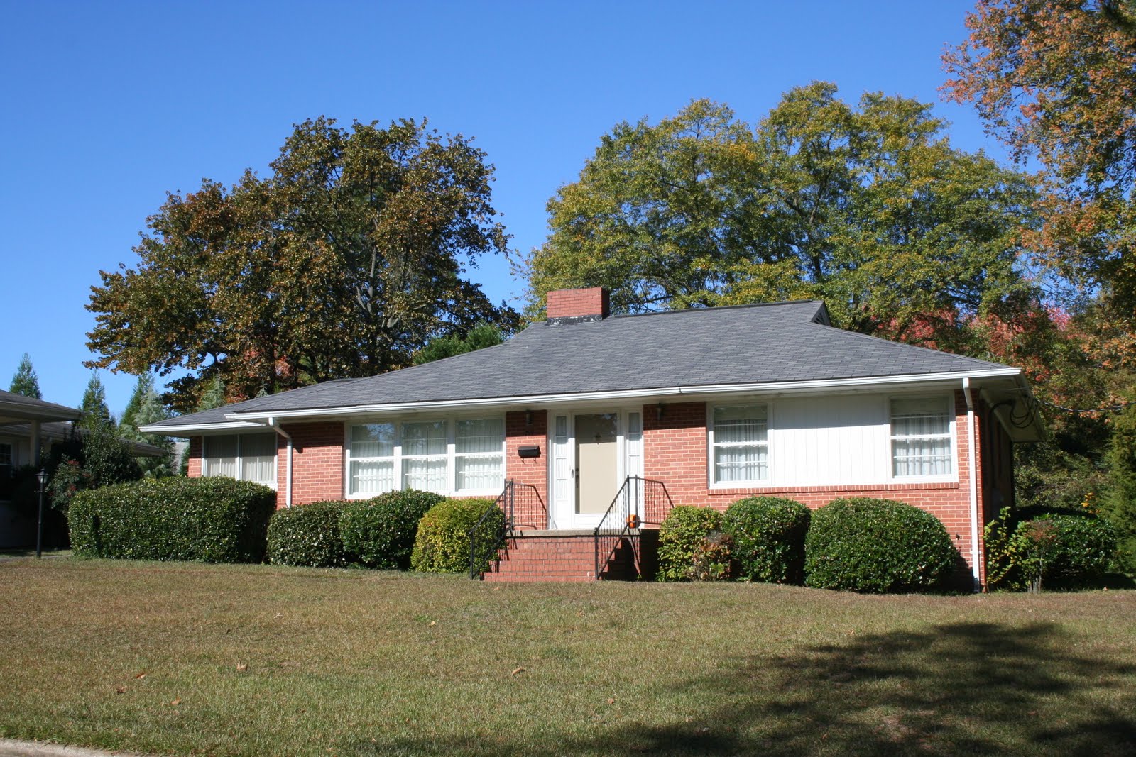 hmwPreservation Cameron Village Historic District (Raleigh, NC)