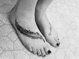 foto 12 de tattoos en los pies
