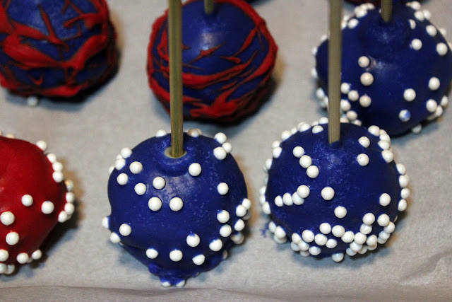 These brilliant red, white, and blue cake pops are easy to make and fun to eat!