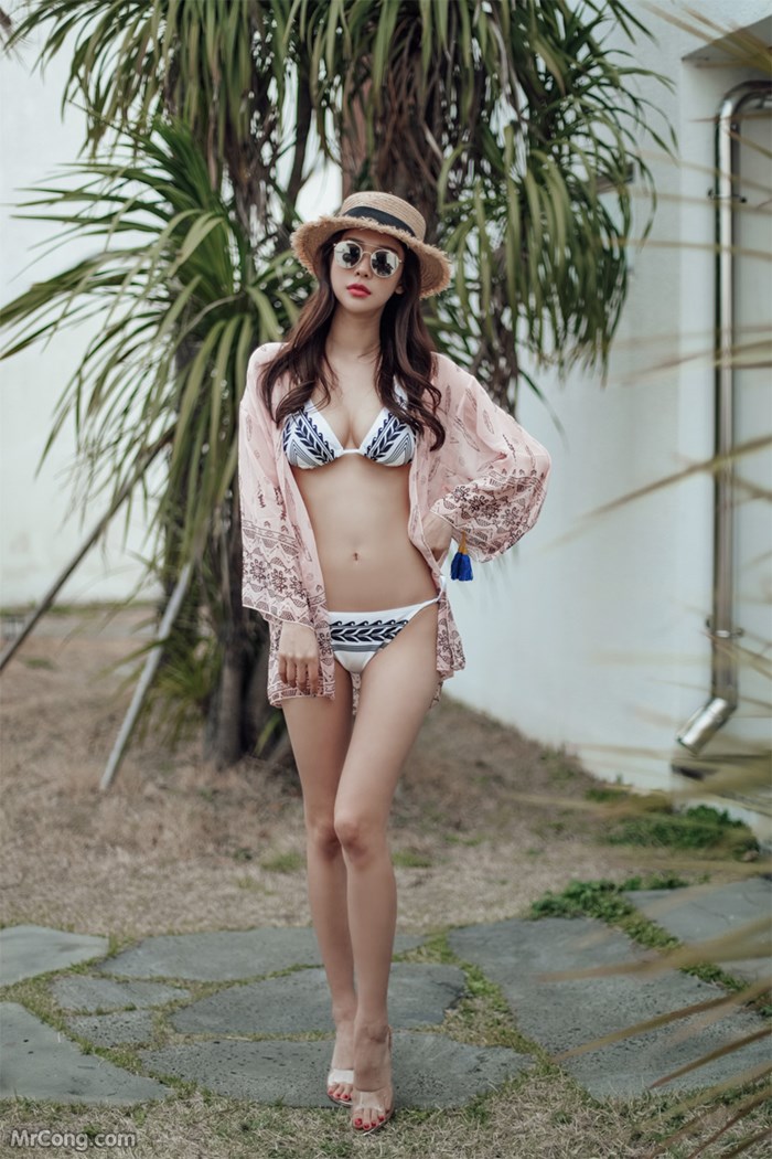 Beautiful Park Da Hyun in sexy lingerie fashion bikini, April 2017 (220 photos) photo 9-18