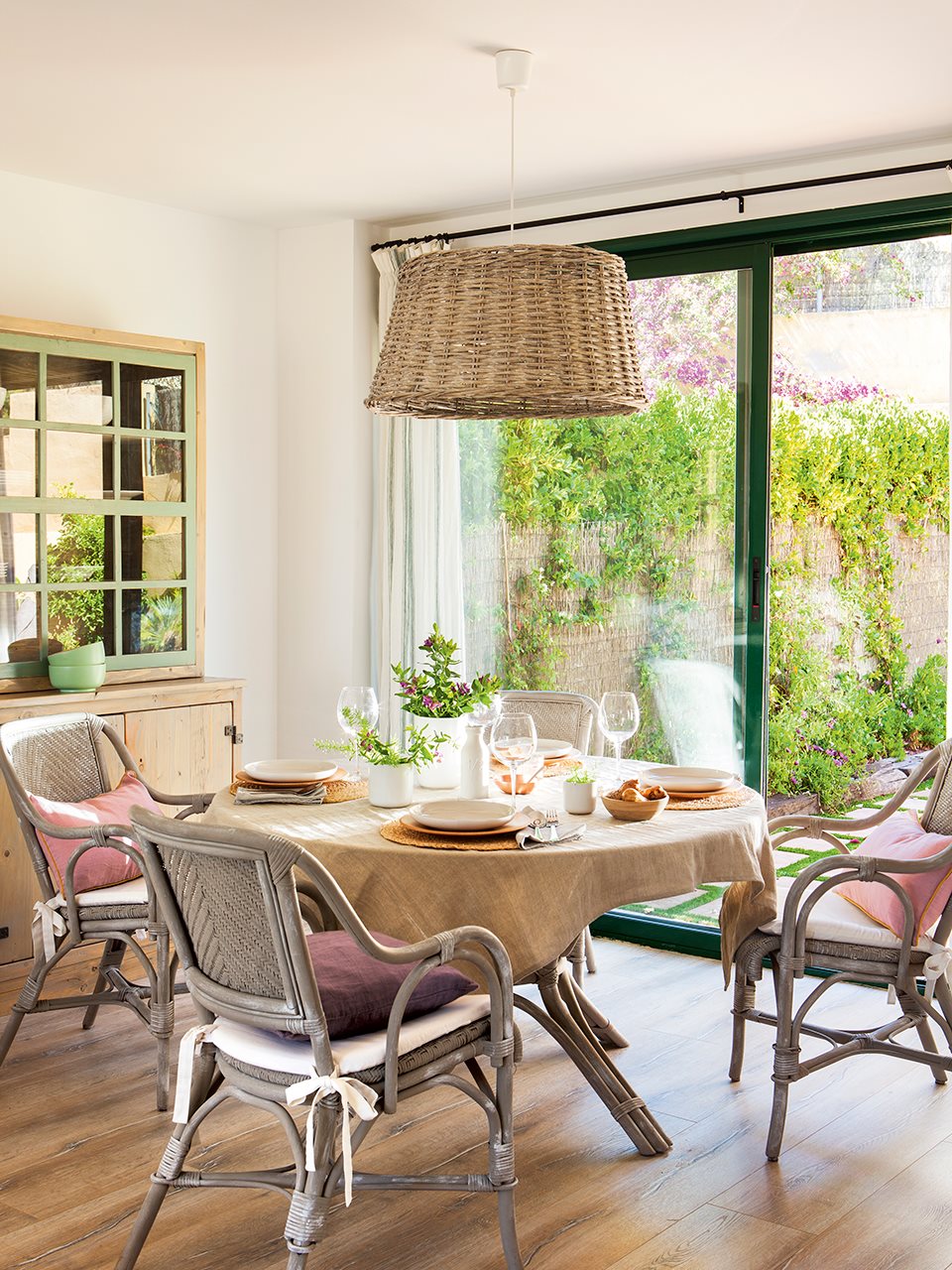 CASA TRÈS CHIC: SUA CASA, SEU CANTO NO MUNDO