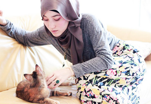Jika Membuka Aurat Adalah Gaya Modern, Maka Binatang Lebih Modern Dari Manusia! Jika Membuka Aurat Adalah Gaya Modern, Maka Binatang Lebih Modern Dari Manusia!