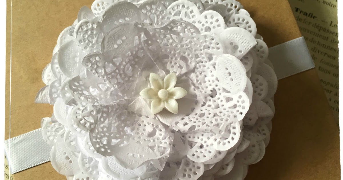 Mazzy's Craft Corner How to make a paper doily flower