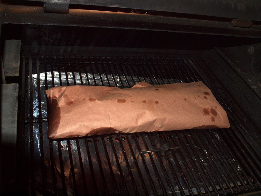 Pellet Smoker Cooking Use Butcher Paper for ribs and pork butts
