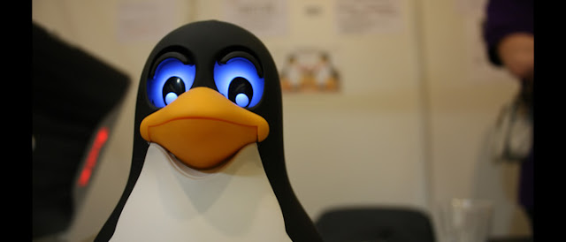 Petição ao governo federal pede para não trocar Linux por Windows.