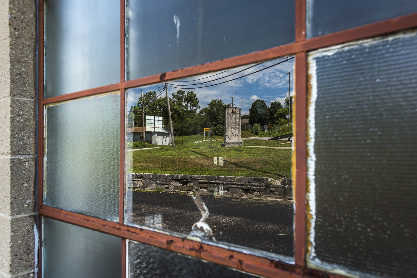 Hoosier Hardwood limestone country the trail leads to oolitic