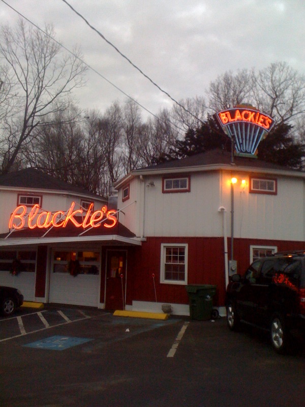 Yank's Franks Blackie's Hot Dogs A Hot Dog Joint Review