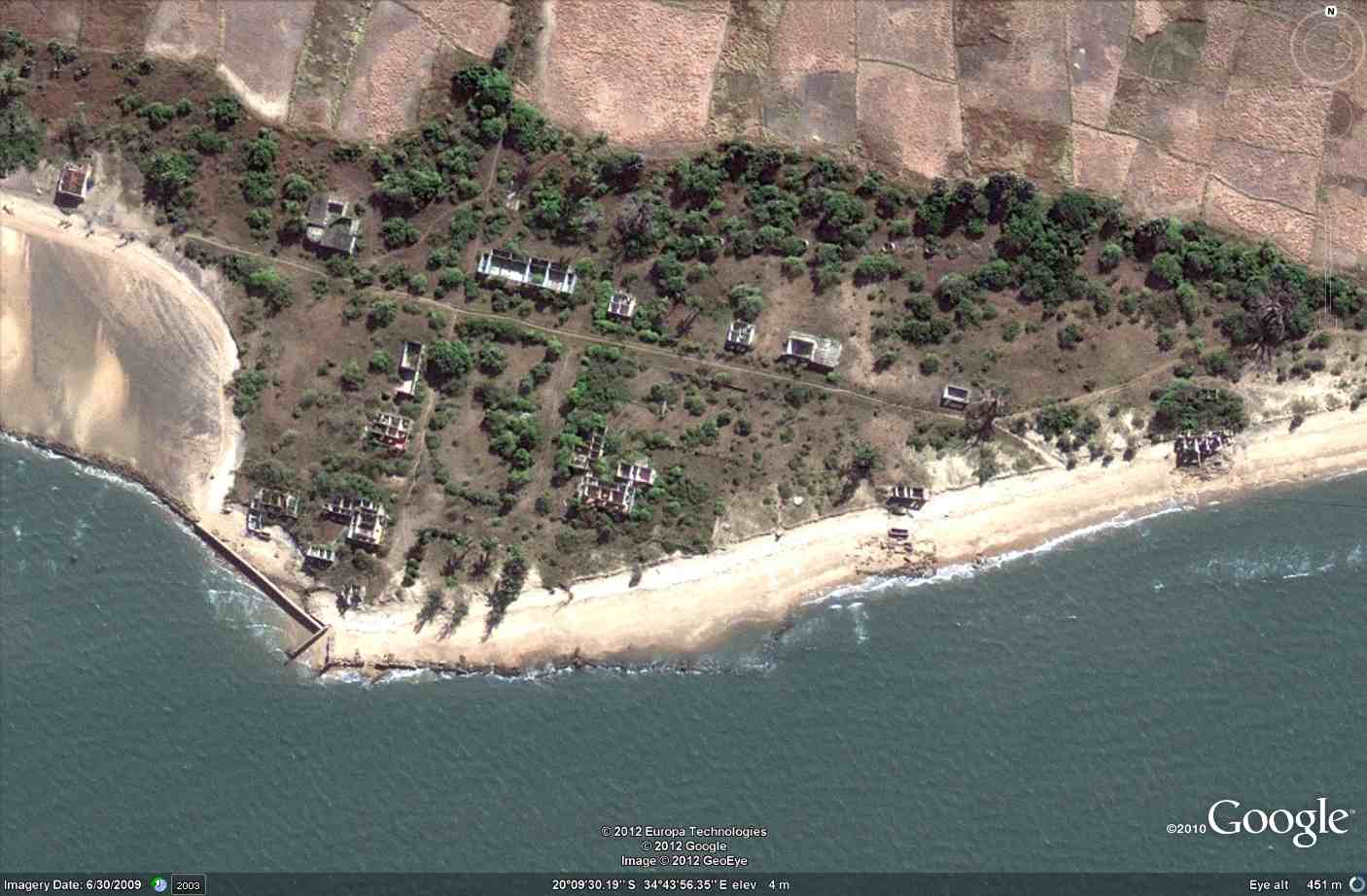 Under the Camelthorn The old Port of Sofala