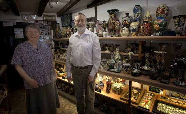 Brian and Jan at Claris’s in Biddenden Brian and Jan at Claris’s in Biddenden