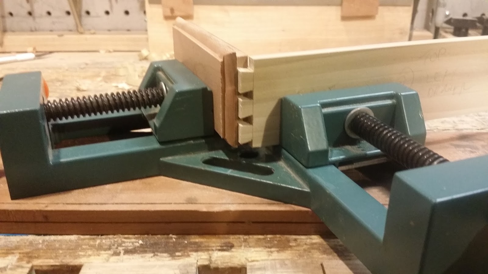 Miter Clamp Assisted Marking of Pin Board