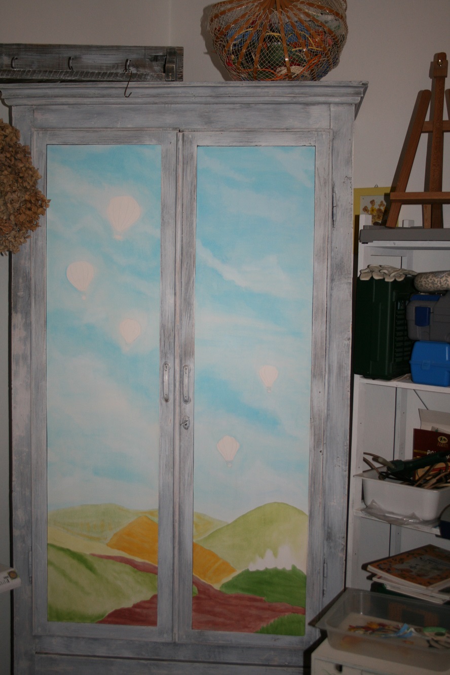 Fatto da me... tutorial: armadio con mongolfiere.... tutorial Dipingere vecchio armadio