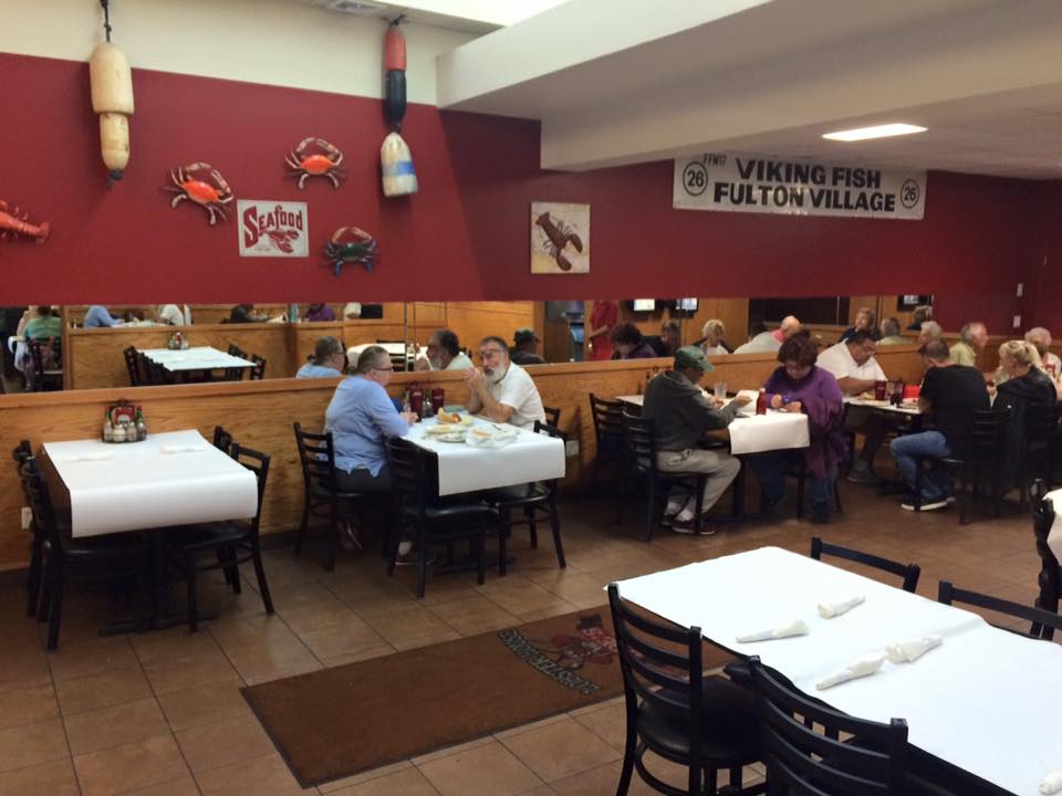 Bobby DoTube Lifestyle Blogger and Reviews Lobster House Joe's Staten