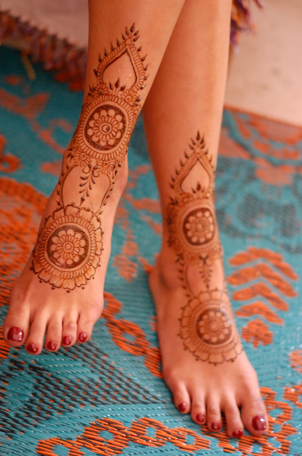 Henna Feet