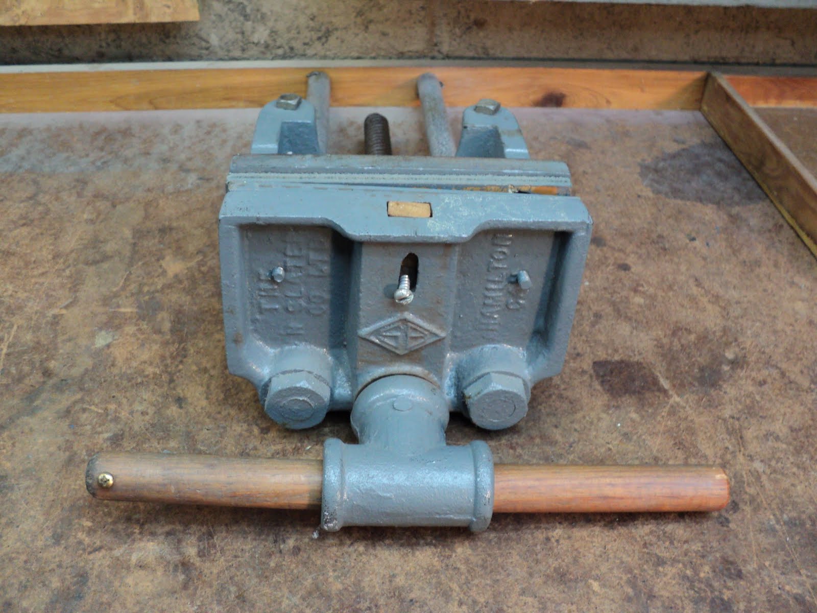 Rouge River An N. Slater Co. Ltd. Woodworking Vise