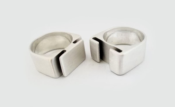 Ingeniosos y únicos anillos de metal.