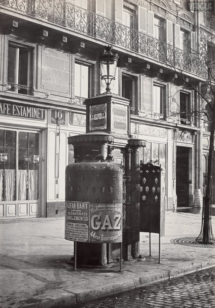 20 Vintage Photographs of Public Urinals in Paris in the 19th Century