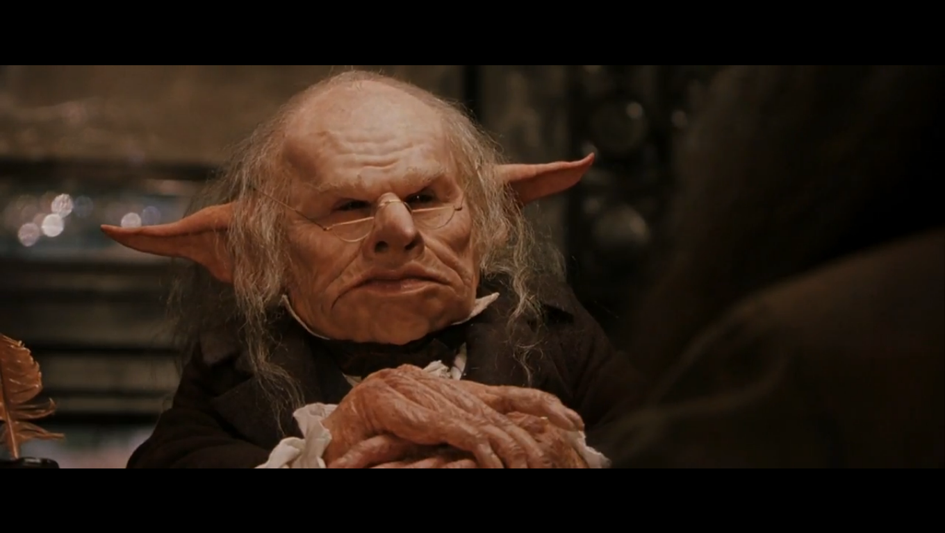 гоблин из гарри поттера в банке. гоблин из банка в гарри поттере. ранрок хогвартс. гоблин крюкохват из гарри поттера. банк гринготтс гарри и гоблины.