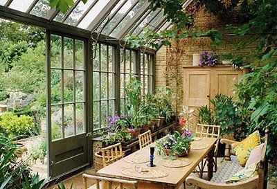 Dreams of a boho summer as a countdown to spring - dining conservatory www.BoHoHome.com @bohosusan