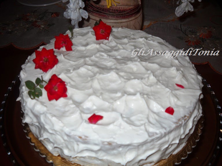 torta white rose cake